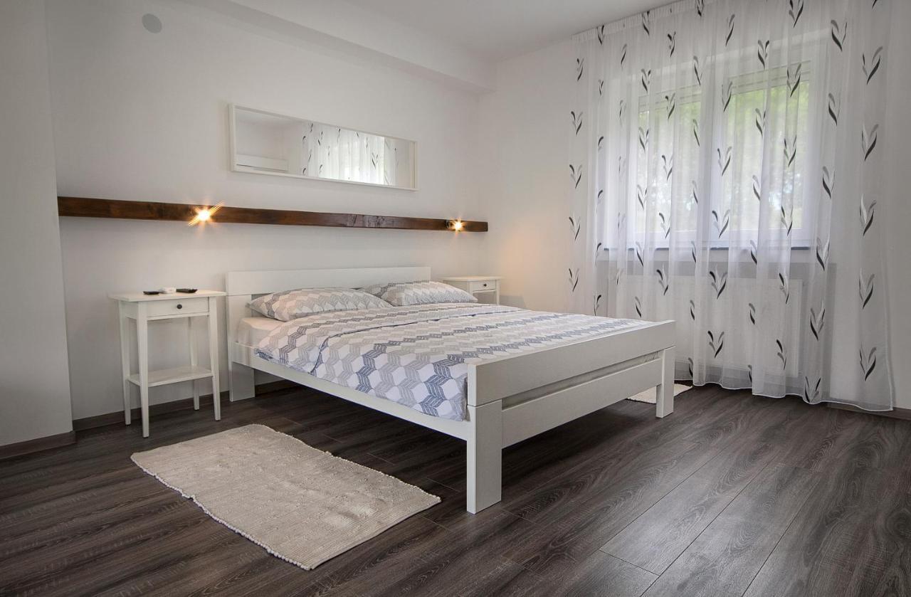 Studio Apartments Kaya Čatrnja Buitenkant foto
